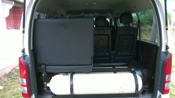 ขายรถตู้ TOYOTA Ventury ปี 2012/2555 ตัวทอป V ติดแก๊ส NGV (ยังไม่ลงเล่ม) วิ่งน้อยแค่ 55,000 กม มีเบาะนวดไฟฟ้า ประกันชั้นหนึ่ง ทะเบียนพร้อมโอนครับ