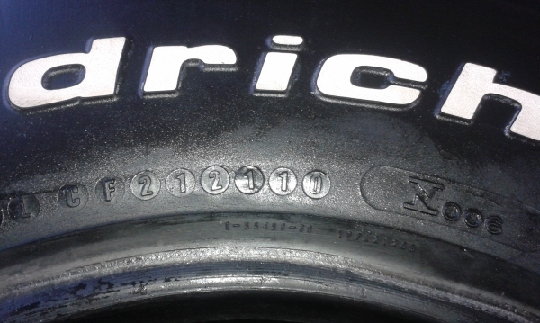 ยางBF goodrish  mud km2 ขนาด 33x10.5R15 ปี10