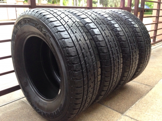 ยาง Bridgestone 265 65 17 ปลายปี12 ดอกเยอะ ราคาไม่แพง ยาง Bridgestone 265 65 17 ปลายปี12 ดอกเยอะ ราคาไม่แพง