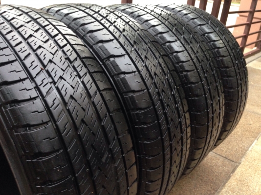 ยาง Bridgestone 265 65 17 ปลายปี12 ดอกเยอะ ราคาไม่แพง ยาง Bridgestone 265 65 17 ปลายปี12 ดอกเยอะ ราคาไม่แพง