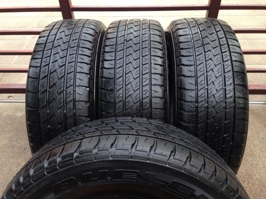 ยาง Bridgestone 265 65 17 ปลายปี12 ดอกเยอะ ราคาไม่แพง ยาง Bridgestone 265 65 17 ปลายปี12 ดอกเยอะ ราคาไม่แพง