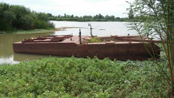 ขายรถแบคโฮบูมอาร์มยาวพร้อมโป๊ะ KOBELCO SK220-/// เอกสารอินวอย ราคา 1750000