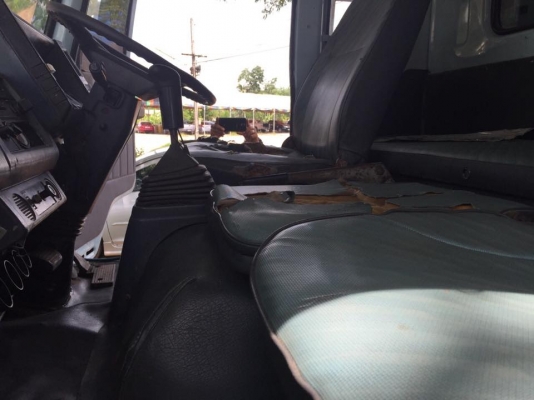 10 ล้อ 240 แรงนางฟ้าแท้ ISUZU FXZ23NFPF R-3600125 รถเก็บสี เก็บงานเรียบร้อยแล้ว รถห้างแท้ๆ