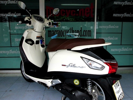 grand filano 125 cc. สีขาวเปลือกใข่ ให้ความคลาสสิคสุด รถเดือน พฤศจิกายน ปี 57 ไมล์ 4 พันโล แถม 4 รายการ 42900