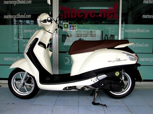 grand filano 125 cc. สีขาวเปลือกใข่ ให้ความคลาสสิคสุด รถเดือน พฤศจิกายน ปี 57 ไมล์ 4 พันโล แถม 4 รายการ 42900