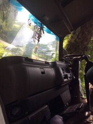 6ล้อISUZU ดั๊ม2เพลา (4WD) เครื่อง4HG1 พาว์เวอร์ ไฟฟ้า รถเดิมๆสภาพสวยจัด มีสโลพร้อมใช้งาน ขาย 600,000 บาท (ศุภากร 081-4252943)