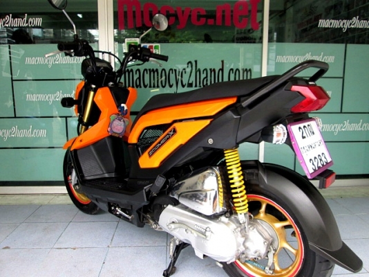 ZOOMER สีส้ม ล้อแมกซ์ทอง กำลังนิยม รถเดือน กุมภาพันธ์ ปี 57 ไมล์ 8 พันโล ฟรีโอน แถม 4 รายการ 35900