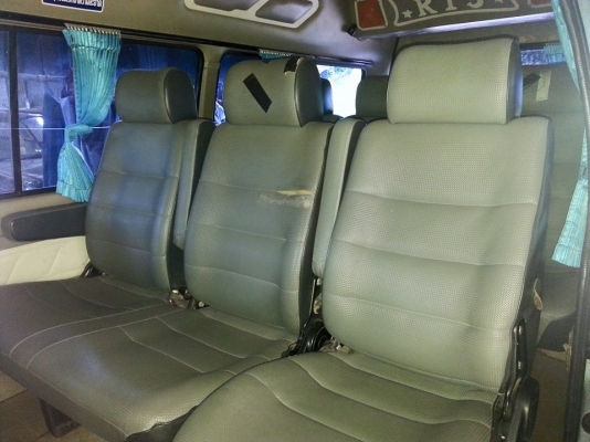 ขายรถตู้โตโยต้าหลังคาสูง ปี45 เครื่อง2500 แต่งVIPแล้ว ภายในสวย แอร์เย็น มีทีวีคาราโอเกะ สภาพพร้อมใช้งาน เอกสารพร้อมโอน สนใจโทร 090-8588220คุณนะ 093-3258446คุณบิว ID:narong498 หรือเข้าดูสินค้าอื่นๆได้ที่ www.truck.in.th/498 หรือเพจFacebook ณรงค์ ซื้อขายรถม