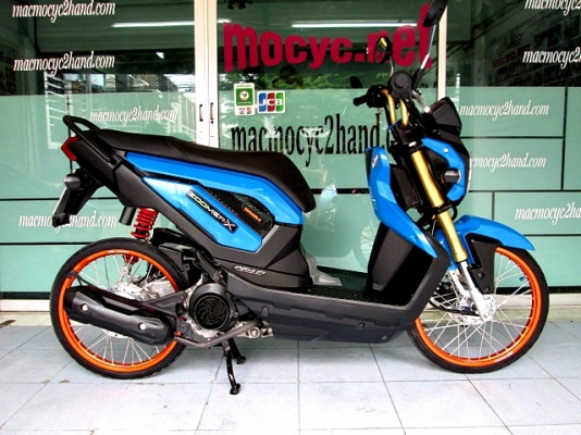 ZOOMER สีนํ้าเงิน สียอดนิยม (( ลงล้อ )) โช๊คแต่ง รถเดือน มิถุนายน ปี 57 ไมล์ 8 พันโล แถม 3 รายการ 32900 ZOOMER สีนํ้าเงิน สียอดนิยม (( ลงล้อ )) โช๊คแต่ง รถเดือน มิถุนายน ปี 57 ไมล์ 8 พันโล แถม 3 รายการ 32900