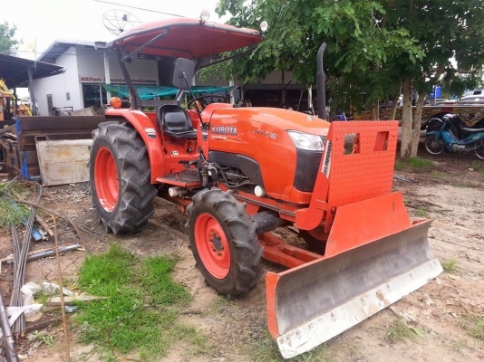 ขายรถไถ KUBOTA L4708 ใช้งานน้อย1572ชม. อุปกรณ์ดันหน้า-ผานหลัง สภาพสวยพร้อมใช้งาน เอกสารพร้อมโอน สนใจโทร 090-8588220คุณนะ 093-3258446คุณบิว ID:narong498 หรือเข้าดูสินค้าอื่นๆได้ที่ www.truck.in.th/498 หรือเพจFacebook ณรงค์ ซื้อขายรถมือสอง (เว็บไซต์ส่วนตัว)