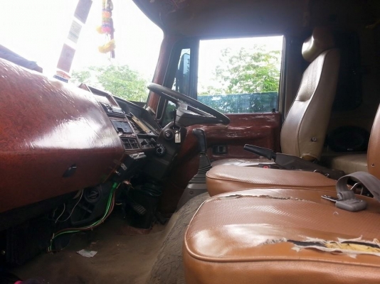 ขายเทรลเลอร์HINO เครื่อง195แรง HO7D พ.เพาเวอร์ เบรกทิฟฟี่ ภายในสวย สภาพพร้อมใช้งาน เอกสารพร้อมโอน สนใจโทร 090-8588220คุณนะ 093-3258446คุณบิว ID:narong498 หรือเข้าดูสินค้าอื่นๆได้ที่ www.truck.in.th/498 หรือเพจFacebook ณรงค์ ซื้อขายรถมือสอง (เว็บไซต์ส่วนตั