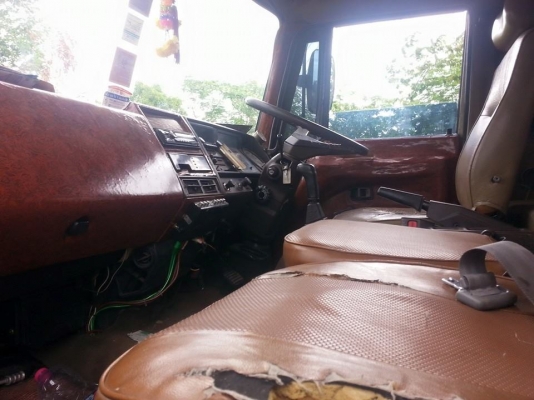 ขายเทรลเลอร์HINO เครื่อง195แรง HO7D พ.เพาเวอร์ เบรกทิฟฟี่ ภายในสวย สภาพพร้อมใช้งาน เอกสารพร้อมโอน สนใจโทร 090-8588220คุณนะ 093-3258446คุณบิว ID:narong498 หรือเข้าดูสินค้าอื่นๆได้ที่ www.truck.in.th/498 หรือเพจFacebook ณรงค์ ซื้อขายรถมือสอง (เว็บไซต์ส่วนตั