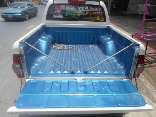 ขายรถแต่งวิ่งหลังถนน