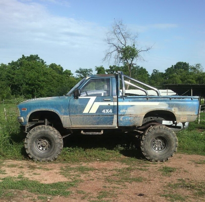 ขาย Toyota LN40 วางคานซาฟารี 4x4