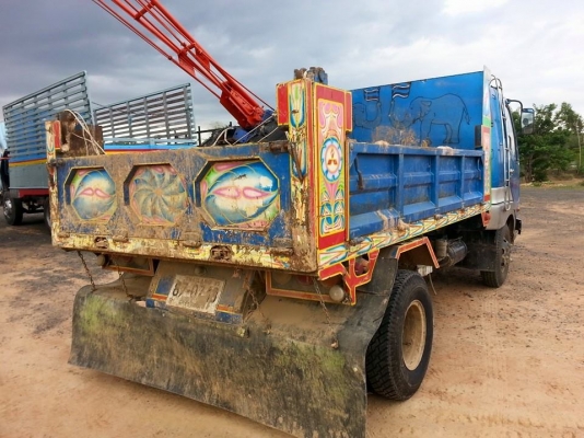 ขายดั้มMITSUBISHI 195แรง พ.เพาเวอร์ เบรกทิฟฟี่ ภายในสวย แอร์เย็น สภาพพร้อมใช้งาน เอกสารพร้อมโอน สนใจโทร 090-8588220คุณนะ 093-3258446คุณบิว ID:narong498 หรือเข้าดูสินค้าอื่นๆได้ที่ www.truck.in.th/498 หรือเพจFacebook ณรงค์ ซื้อขายรถมือสอง (เว็บไซต์ส่วนตัว)