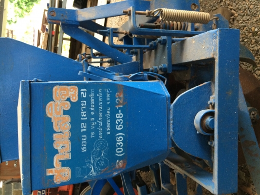 ขายเครื่องหยอดข้าวโพดช่างเสริฐแบบจานสภาพดีใช้น้อยมาก