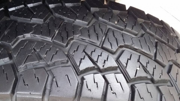 ขายครับเผื่อใครสนใจ lenso 16x9 พร้อมยาง 265/75/16 ปี 13 สวยๆ โหดๆ