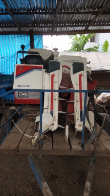 ขายรถเกี่ยว ยันม่า 10 แรง ครึ่ง พร้อมเทนเลอร์ สภาพดีพร้อมใช้งาน