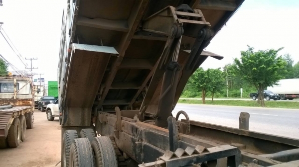 ขาย 10 ล้อดั้ม ISUZU ROCKY 240 นางฟ้า ดั้มสามมิตร คัสซีสวยตลอดเส้น เครื่อง 6SD1 240 แรงม้า เกียร์ Eston ระบบแอร์ครบ ทะเบียนพร้อมโอน ขาย 10 ล้อดั้ม ISUZU ROCKY 240 นางฟ้า ดั้มสามมิตร คัสซีสวยตลอดเส้น เครื่อง 6SD1 240 แรงม้า เกียร์ Eston ระบบแอร์ครบ ทะเบียนพร้อมโอน