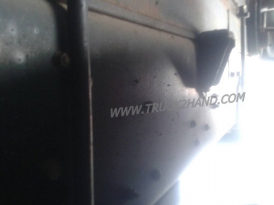 รถบรรทุก 10 ล้อดัมพ์ ยี่ห้อ HINO