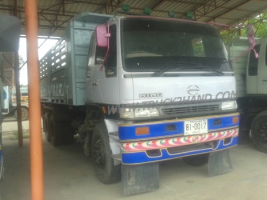 รถบรรทุก 10 ล้อดัมพ์ ยี่ห้อ HINO
