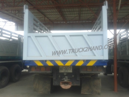 รถบรรทุก 10 ล้อดัมพ์ ยี่ห้อ HINO