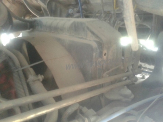 รถบรรทุก 10 ล้อดัมพ์ ยี่ห้อ HINO