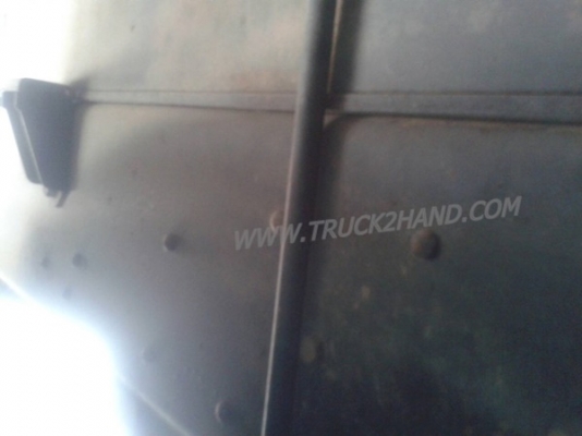 รถบรรทุก 10 ล้อดัมพ์ ยี่ห้อ HINO