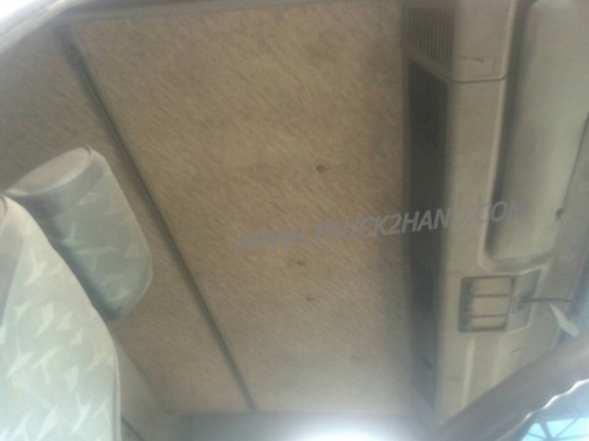 รถบรรทุก 10 ล้อดัมพ์ ยี่ห้อ HINO