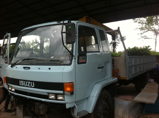Isuzu Rocky  กระบะยาว 5.90 เมตร กว้าง 2.4 เมตร
