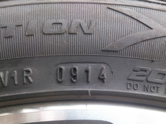 ขายแม็กHONDA CITY 16 พร้อมยาง GOOD YEAR ป้ายแดงใหม่ๆ 205/50R16 ปี14 ตุ่มอยู่ครบทุกเส้น จำนวน 1 ชุด 7900 ขายแม็กHONDA CITY 16 พร้อมยาง GOOD YEAR ป้ายแดงใหม่ๆ 205/50R16 ปี14 ตุ่มอยู่ครบทุกเส้น จำนวน 1 ชุด 7900