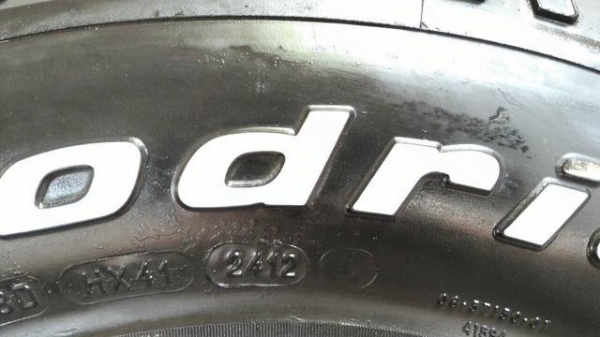 ขายยาง BF 265 x 70 R 16 พร้อมล้อ TE 37X ขายยาง BF 265 x 70 R 16 พร้อมล้อ TE 37X