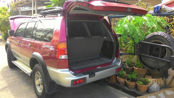 ขายรถครอบครัว 7 ที่นั้ง เกียร์ออโต้ รถบ้าน ใช้เอง ขายรถครอบครัว 7 ที่นั้ง เกียร์ออโต้ รถบ้าน ใช้เอง