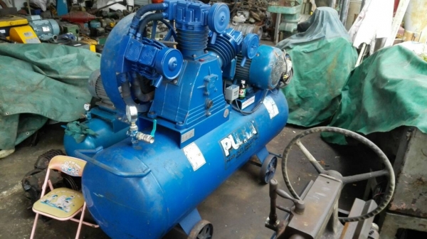 Sale>>ปั้มลม PUMA 15 HP. ถังจุ 520 L. มอเตอร์ 15 HP. ไฟ 380 V.สภาพสวยพร้อมใช้งาน 089-2499-123(line)