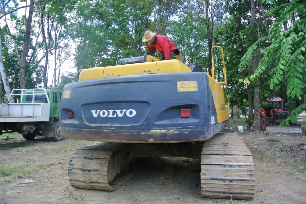 VOLVO  ELC  ลูกค้าสระบุรีมัดจำเรียบร้อยแล้วคะ