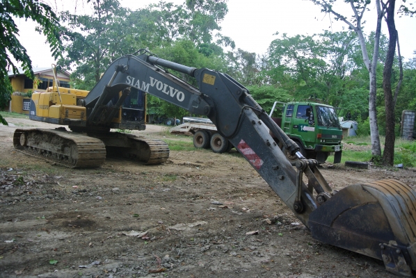 VOLVO  ELC  ลูกค้าสระบุรีมัดจำเรียบร้อยแล้วคะ