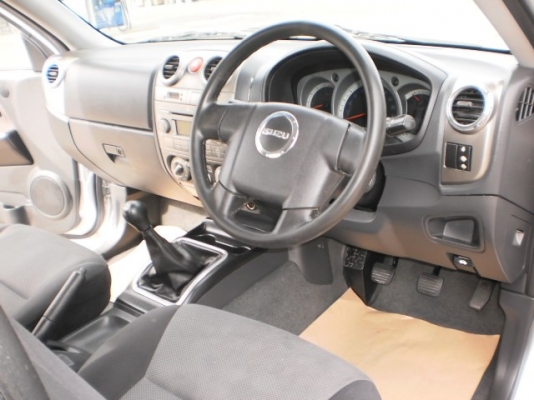 2009 ISUZU 2.5 HI-LANDER DDI I-TEQ 2DR 2009 ISUZU 2.5 HI-LANDER DDI I-TEQ 2DR