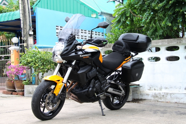 versys ปี 2012 สีเหลือง