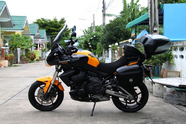 versys ปี 2012 สีเหลือง