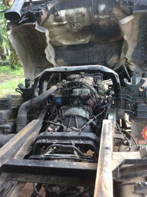 6ล้อISUZU ดั๊ม2เพลา (4WD) เครื่อง4HG1 ครัทซีใหญ่ ช่วงล่างใหญ่ พาว์เวอร์ ไฟฟ้า รถเดิมๆสภาพสวยจัด มีสโลพร้อมใช้งาน ขาย 590,000 บาท (ศุภากร 081-4252943)