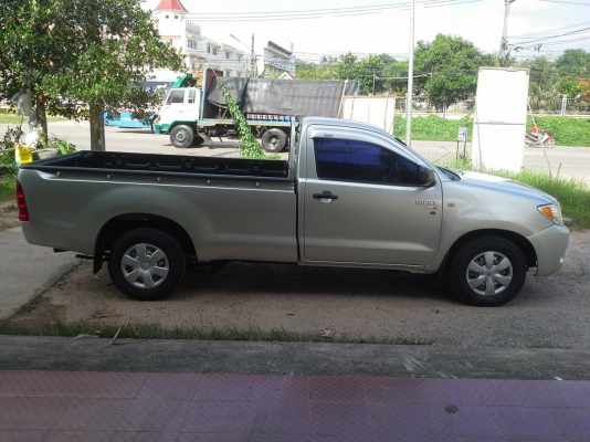 Toyota วีโก้ 2.5J ปี2005 ตอนเดียวพร้อมใช้ Toyota วีโก้ 2.5J ปี2005 ตอนเดียวพร้อมใช้