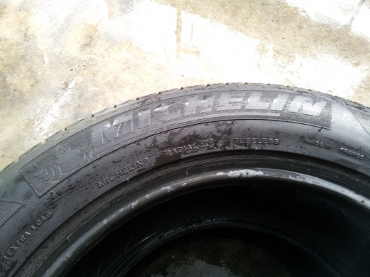 ขายยาง 235/55/17 ปี 4912 Michelin ยางนิ่มๆ สวยๆ ไม่มีปะ ขายยาง 235/55/17 ปี 4912 Michelin ยางนิ่มๆ สวยๆ ไม่มีปะ