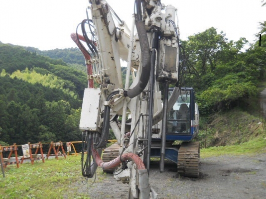 รับorder รถเจาะหิน KOMATSU  BP500