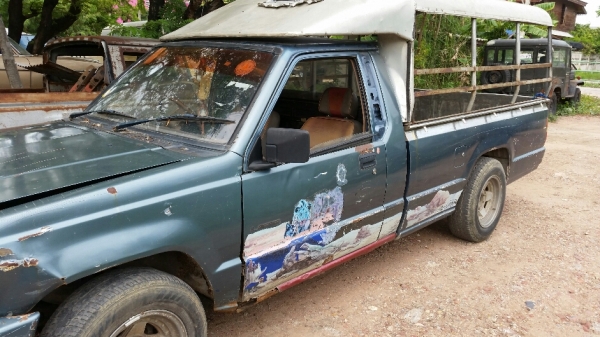 กระบะมิสซู l200 กระบะเลส เครื่อง 4d56 ขับได้ ทะเบียนขาดไม่ถึงปี พร้อมโอนพร้อมขับ  ขาย 58,000 บาท