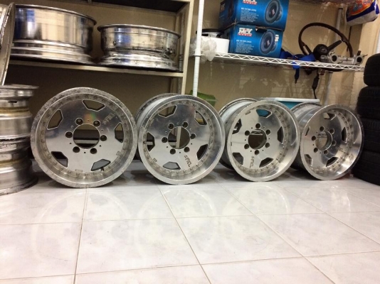 ขายล้อ SPIEL 2 ชิ้นแท้ 15x8" ET-1 6 รูกระบะ ประมูลจากญี่ปุ่น