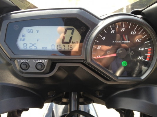 ขาย YAMAHA FZ600 ปี 2008 สีดำ (สีเดิมทั้งคัน) ทะเบียนแท้ รถสวย สภาพเทพ  ราคาขาย 250,000 บาท