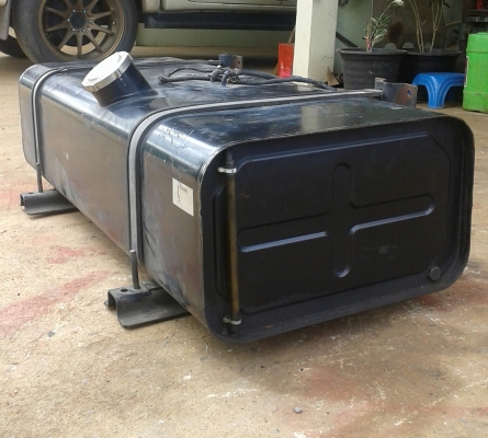 ถังน้ำมัน 200 ลิตร เก่าญี่ปุ่น พร้อมขา