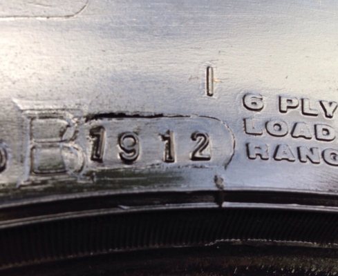 ยางใหม่ Goodyear Blue Streak 205 45 16 ปลายปี14