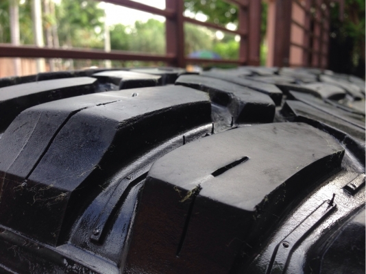 ยาง Mud Clawer 31 10.5 R15 กลางปี12 สภาพสวย ราคาไม่แพง ยาง Mud Clawer 31 10.5 R15 กลางปี12 สภาพสวย ราคาไม่แพง