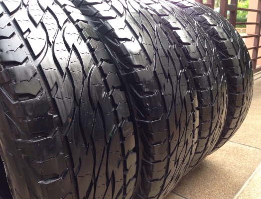 ยาง All Bridgestone 31 10.5 R15 สิ้นปี11 สภาพดี ดอกคมๆ